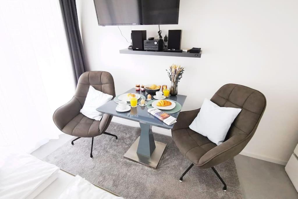 Hh 03 By Rockchair - Superhost Status - Modernes Apartment Mit Sonnigem Balkon & Premium Boxspringbetten In Winterhude - Hamburg Top Geheimtipp 外观 照片