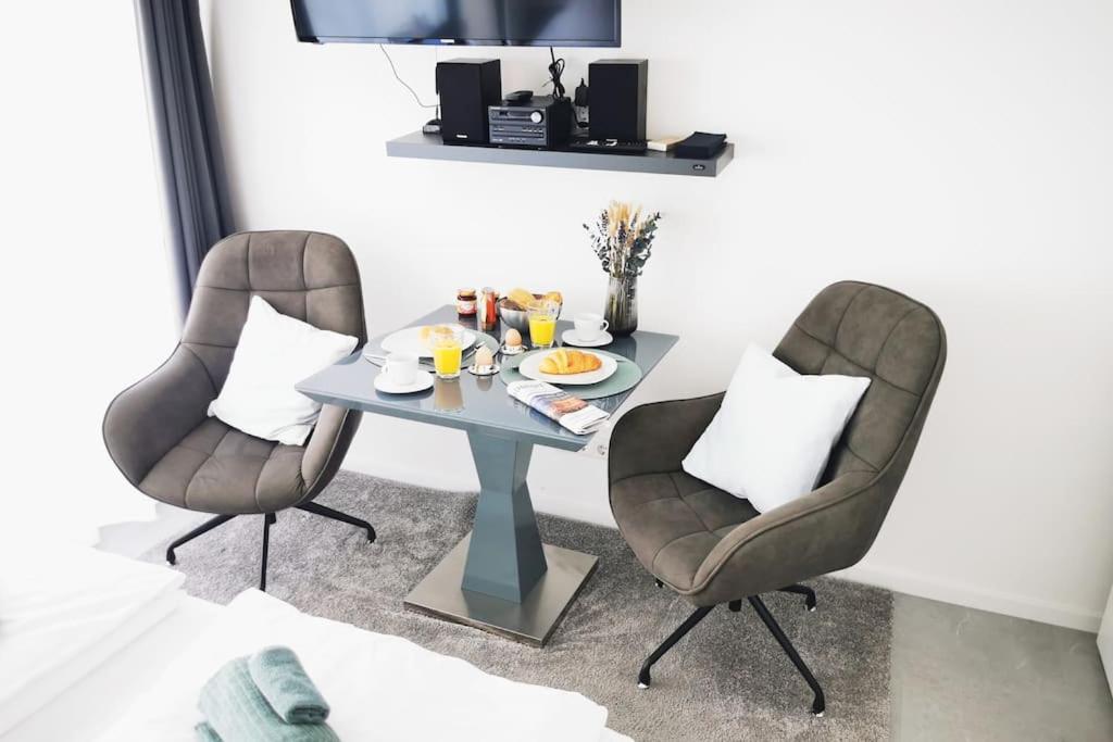 Hh 03 By Rockchair - Superhost Status - Modernes Apartment Mit Sonnigem Balkon & Premium Boxspringbetten In Winterhude - Hamburg Top Geheimtipp 外观 照片
