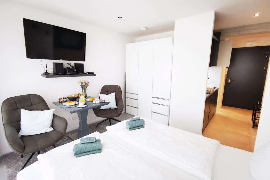 Hh 03 By Rockchair - Superhost Status - Modernes Apartment Mit Sonnigem Balkon & Premium Boxspringbetten In Winterhude - Hamburg Top Geheimtipp 外观 照片
