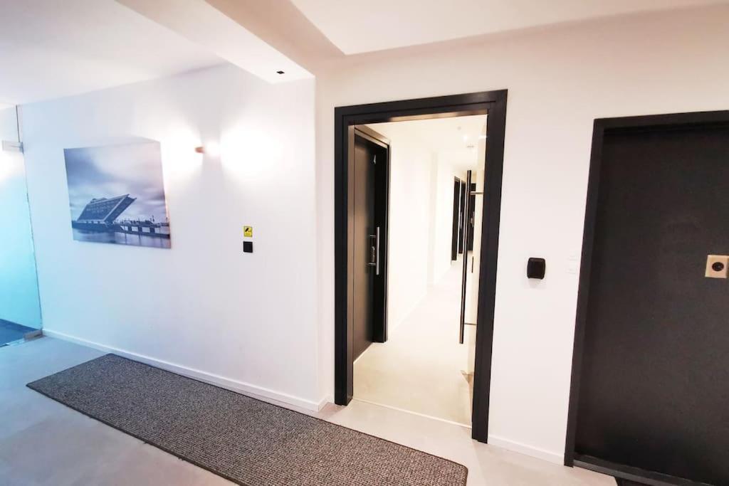 Hh 03 By Rockchair - Superhost Status - Modernes Apartment Mit Sonnigem Balkon & Premium Boxspringbetten In Winterhude - Hamburg Top Geheimtipp 外观 照片